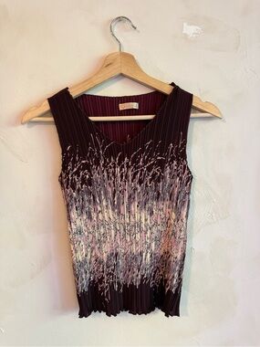 Vintage Y2K | Micro Pleated Burgundy Abstract Print | Sleeveless Top